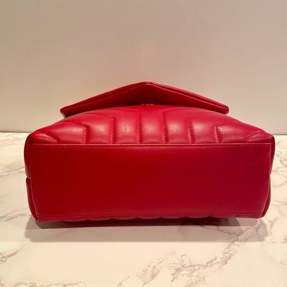 ❌❌SOLD❌❌ Saint Laurent LouLou Small Red - Picture 5 of 16